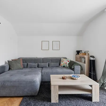 Apartment Mountain View - *